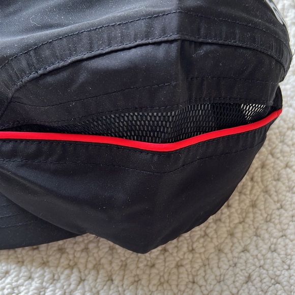 NWOT Peloton cycling hat! - Picture 4 of 4